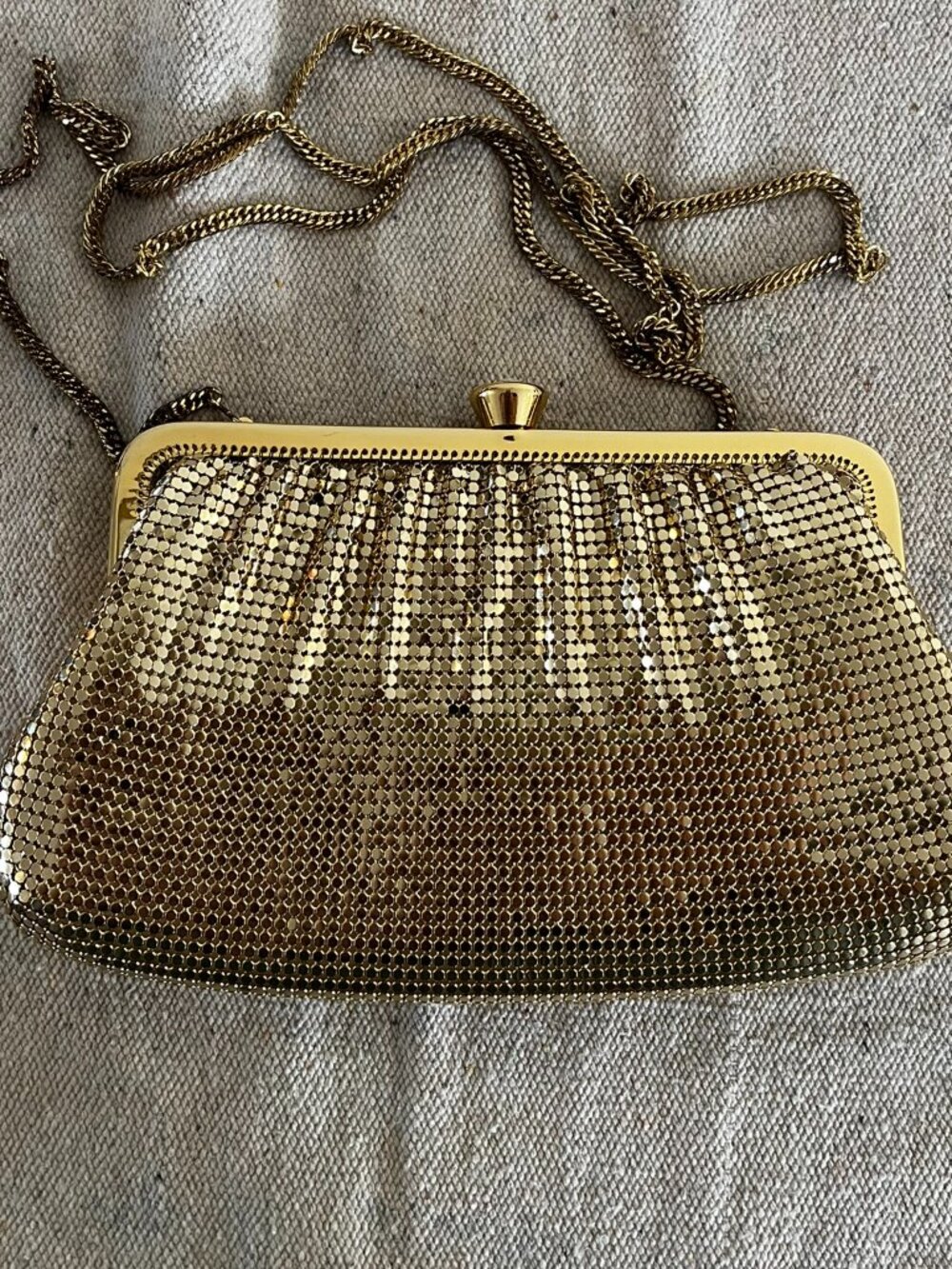 Vintage Whiting And Davis Gold Mesh Jewell Topped Evening Bag